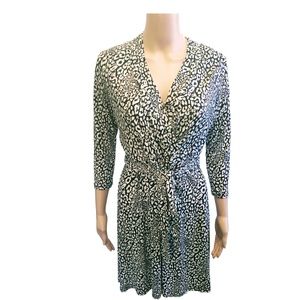 EUC LIZ CLAIBORNE BLACK/WHITE ANIMAL PRINT DRESS POLY/SPANDEX PETITE SMALL